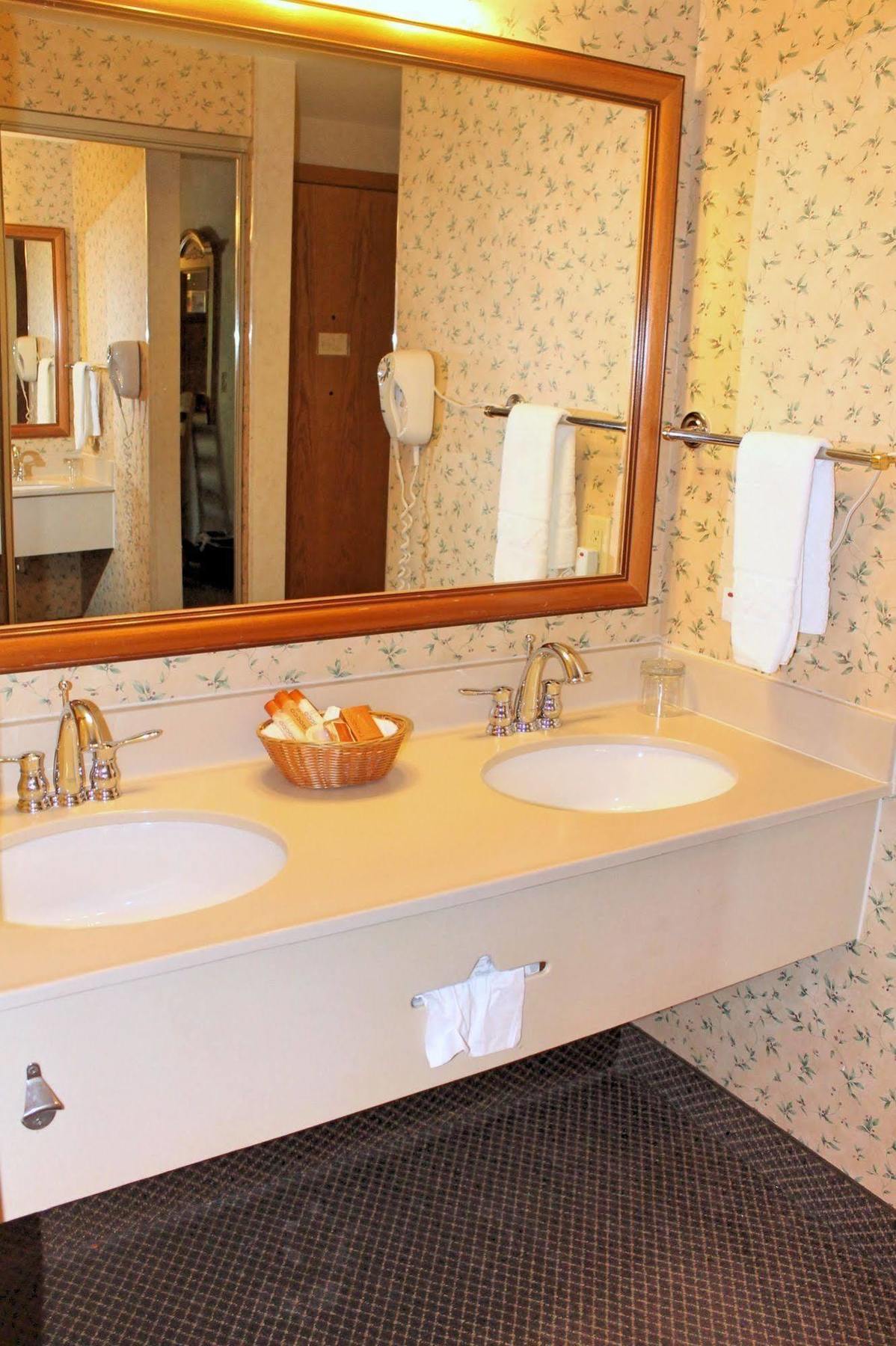 The Inn At Holiday Valley เอลลิคอตต์วิลล์ ภายนอก รูปภาพ